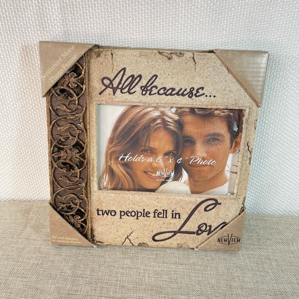 New View Photo Frame 4x6. New in box!